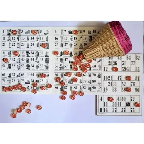 Tombola Tradizionale Con Cestino In Vimini