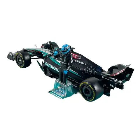 Auto 1:24 F1 Mercedes-AMG W15 2024 #63 Russell Con Pilota
