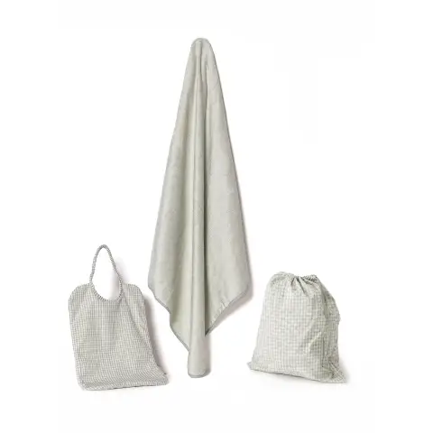 Set Asilo 3 Pezzi: Bavaglino Xl Asciugamano e Sacca Porta Oggetti Square Boy