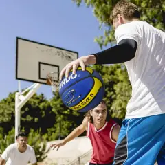 Pallone Basket Pro Misura 5 Colore Marrone - Giallo (consegnato sgonfio) - Palle e palloni