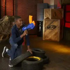 NERF N-Strike Elite Rukkus ICS-8 Blaster con Caricatore 8 Dardi - armi soldatini
