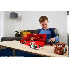 Mack camion Saetta McQueen 4 Cars 2 Disney Pixar Mack camion Saetta McQueen 4 Cars 2 Disney Pixar