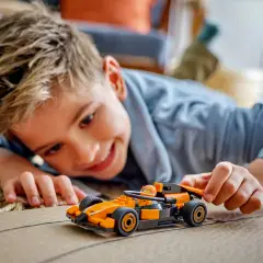 Lego City Formula 1 - Pilota e Monoposto Mclaren F1 60442 - lego