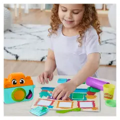 Play-Doh Starter Set with Camera - Creativity