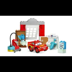 Lego Duplo Disney's Mcqueen's Visit To Doc's Workshop 10456 - Plastic Construction