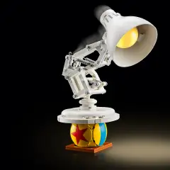Lego Ideas Disney Pixar Luxo Jr. 21357 - lego