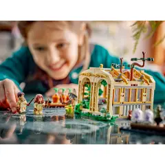 Lego Harry Potter Castello di Hogwarts: Lezione di Erbologia 76445 - lego
