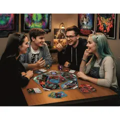 Clementoni Stranger Things Friends Don’t Lie Gioco da Tavolo 2-4 - Giochi di società