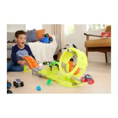 Hot Wheels Monster Truck Sfida, Carica E Insegui - play set