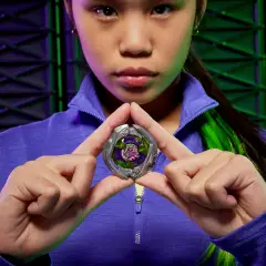 Beyblade Bbx Deluxe Launcher Pack + Top - action figures ed accessori