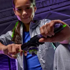 Beyblade Bbx Deluxe Launcher Pack + Top - action figures ed accessori