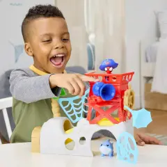 Spidey Water Web Pirate Island - action figures and accessories