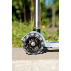 Monopattino Maxi Micro Deluxe Flux LED Blu 3 Ruote - monopattini