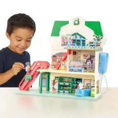 Bluey PlaySet Supermercato 40 cm con 24 Suoni e 2 Personaggi - action figures ed accessori