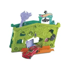 Hot Wheels Fold Out Playset Ghost Garage - play set