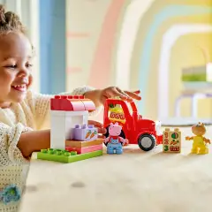 LEGO DUPLO 10468 Peppa Pig Trattore e Mercato - Costruzioni in plastica