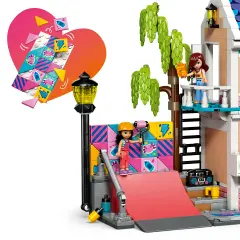 LEGO Friends Casa della Famiglia di Liann 42687 Playhouse - lego