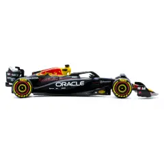 Auto 1:64 F1 Redbull Racing RB21 2025 #1 Verstappen - diecast