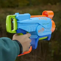 Nerf Elite Junior Explorer Blaster 8 Dardi Bambini 6+ - armi soldatini