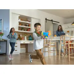 Nerf Elite Junior Explorer Blaster 8 Dardi Bambini 6+ - armi soldatini