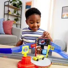 Disney Pixar Cars Mega Rampa Piston Cup - Veicoli, garage e piste