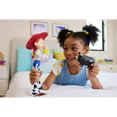 Toy Story 5 - Running Woody, Action Figure Da 30 Critter Talk Jessie - action figures ed accessori