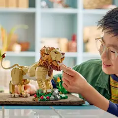 LEGO Creator 3 in 1 Animali Selvatici: Leone Maestoso 31386 - lego
