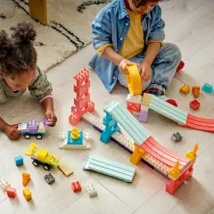 LEGO DUPLO 10478 Rampe 3 in 1 con Auto Educative - Costruzioni in plastica