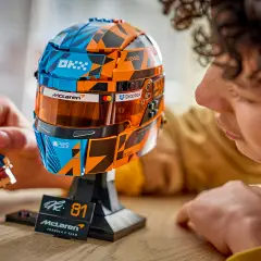Lego Editions Casco di Oscar Piastri McLaren Mastercard F1 Team 43017 - lego