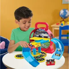 Mickey Mouse Stow N' Go Garage Portatile - play set
