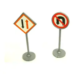 Mini Volvo Playset Con Accessori Set 3 Mezzi - auto