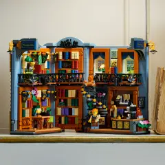 LEGO Icons Libreria Book Nook 11379 Reggilibri Decorativo, 18+ - lego