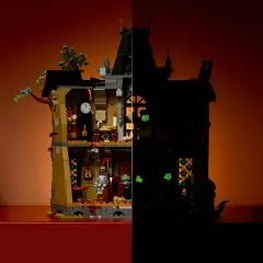 LEGO Icons Maniero della Sindaca 11383 - 1420 Pezzi - lego