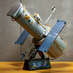 LEGO Icons Telescopio spaziale Hubble 11382 - 1252 Pezzi - lego
