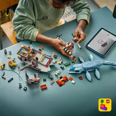 LEGO Attacco alla barca del dinosauro Mosasaurus - 703 Pezzi - lego