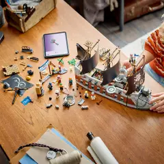 LEGO ONE PIECE La nave da guerra di Garp 75646 - 1705 Pezzi - lego