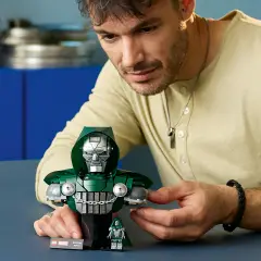 LEGO Super Heroes Busto del Dottor Destino 76345 - 379 Pezzi - lego