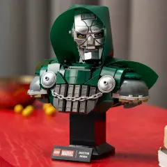 LEGO Super Heroes Busto del Dottor Destino 76345 - 379 Pezzi - lego