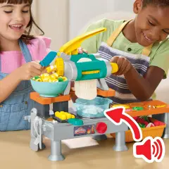 Playdoh Cucina dei Piccoli Chef Playset - creatività