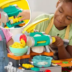Playdoh Cucina dei Piccoli Chef Playset - creatività