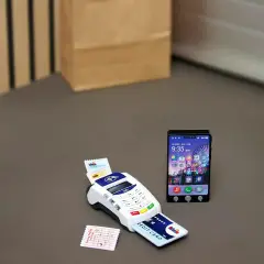 Terminale Pos E Smartphone Giocattolo Con Luci E Suoni - Cucine e gioco simbolico